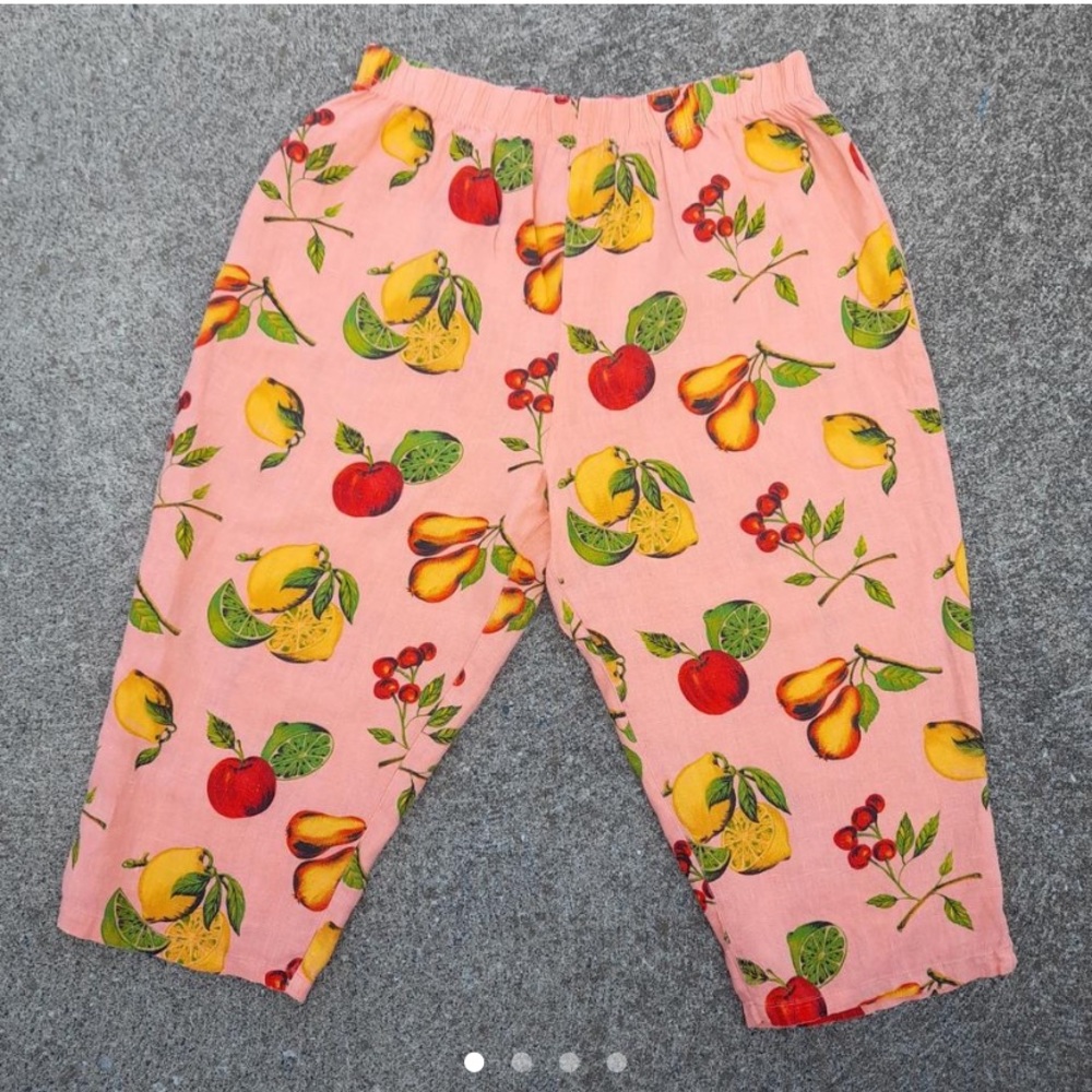 Vintage Linen Capri Fruit Pants